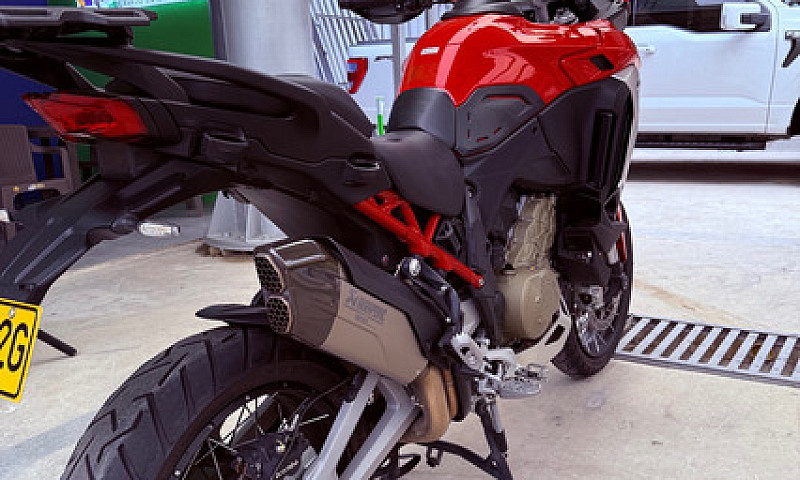 Ducati Multistrada V...