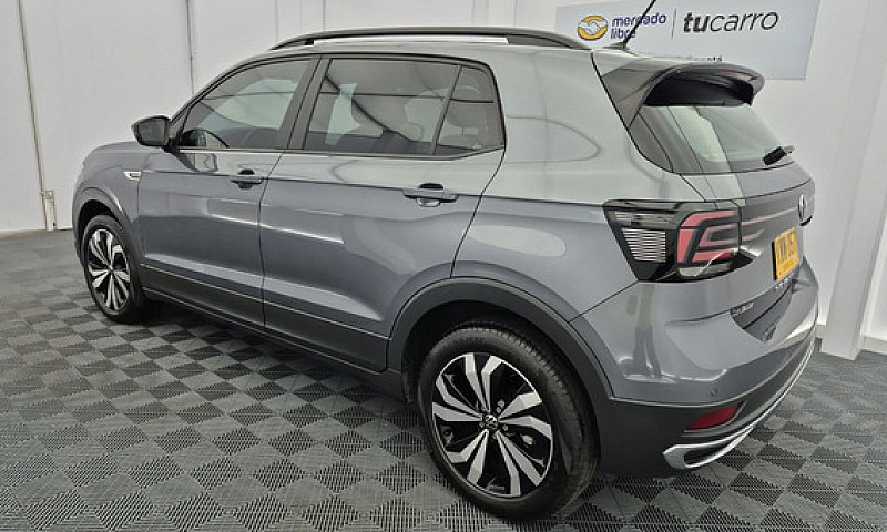 Volkswagen T-Cross 1...