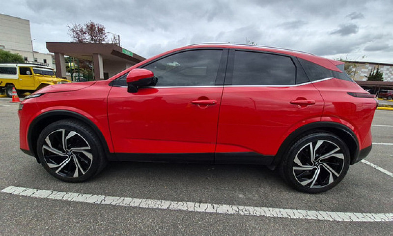 Nissan Qashqai 1.3 E...