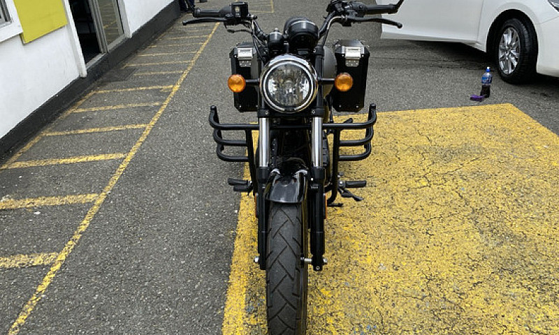 Royal Enfield Meteor...