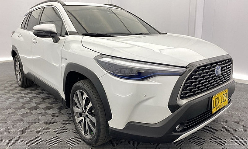 Toyota Corolla Cross...