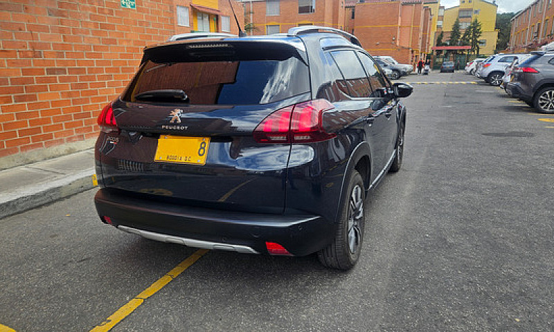 Peugeot 2008 1.2L Al...