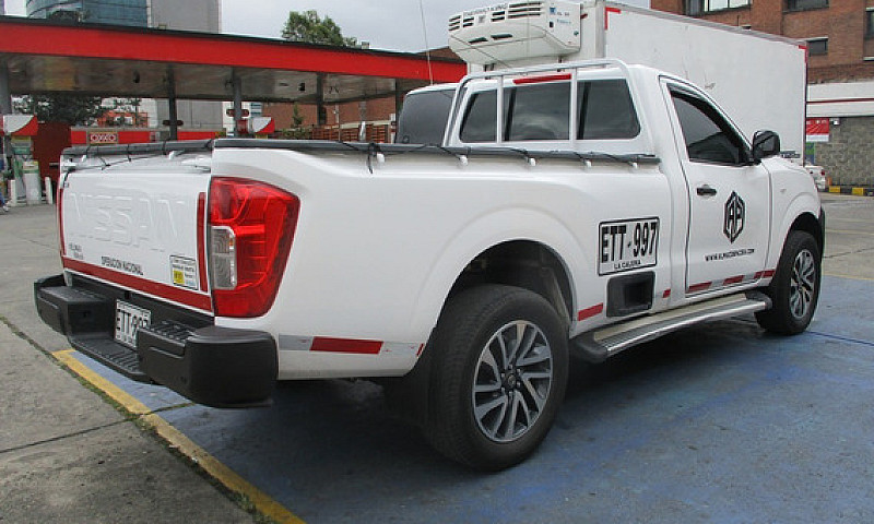 Nissan Frontier 2.5C...