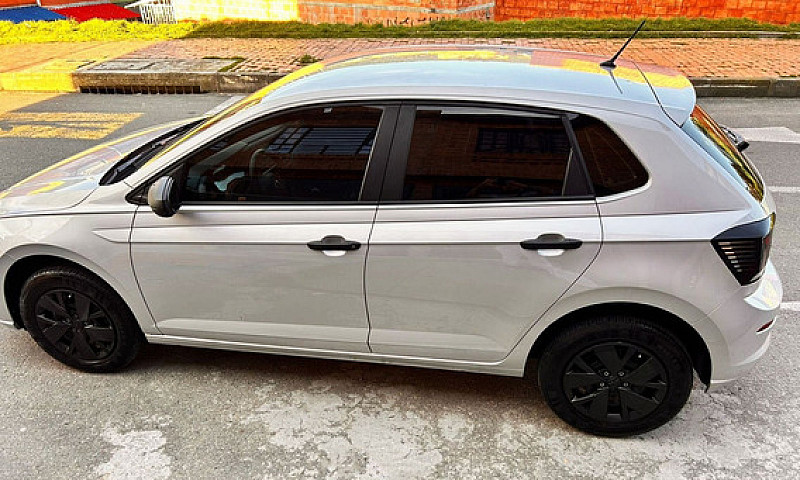 Volkswagen Polo 1.6 ...