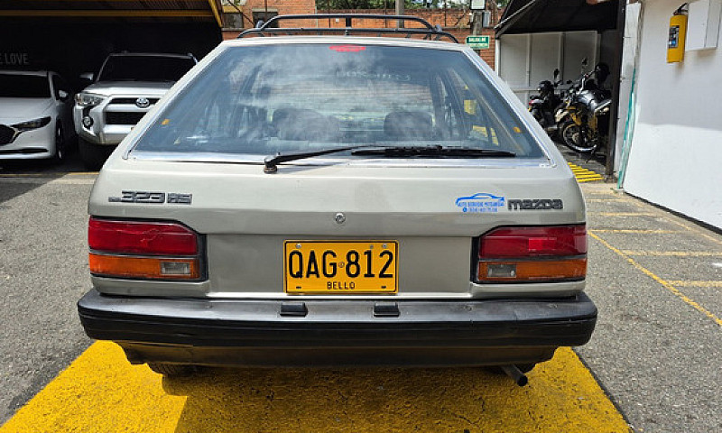 Mazda 323 1.3 Hb Mt...