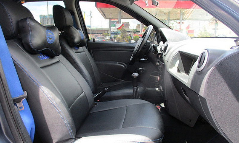 Renault Logan Famili...