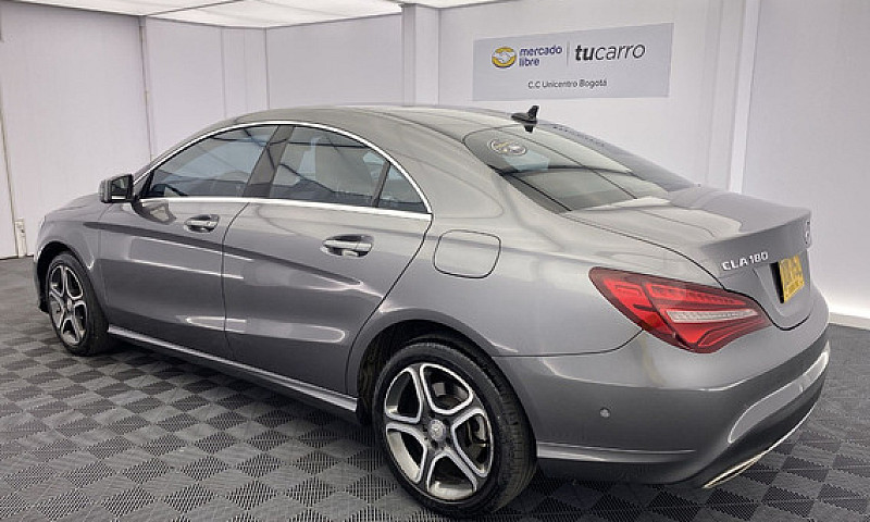 Mercedes-Benz Clase ...