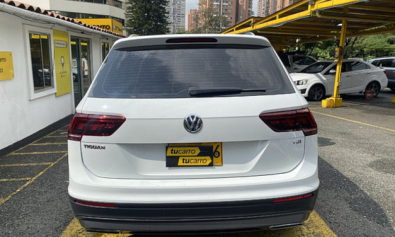 Volkswagen Tiguan 1....