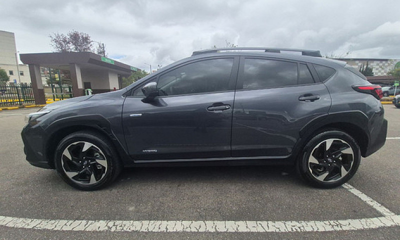 Subaru Cross Trek Li...