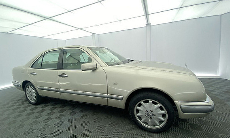 Mercedes-Benz Clase ...