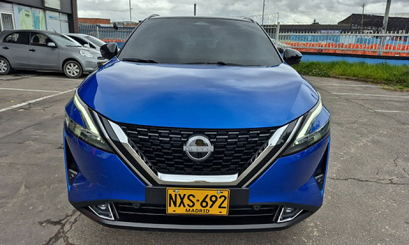 Nissan Qashqai 1.3 E...