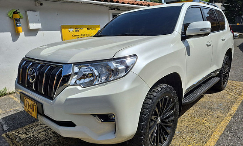 Toyota Prado 2.8 Txl...