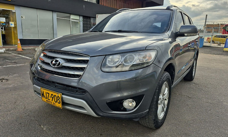 Hyundai Santa Fe 2.4...