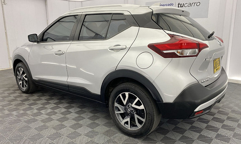 Nissan Kicks 1.6 Sen...