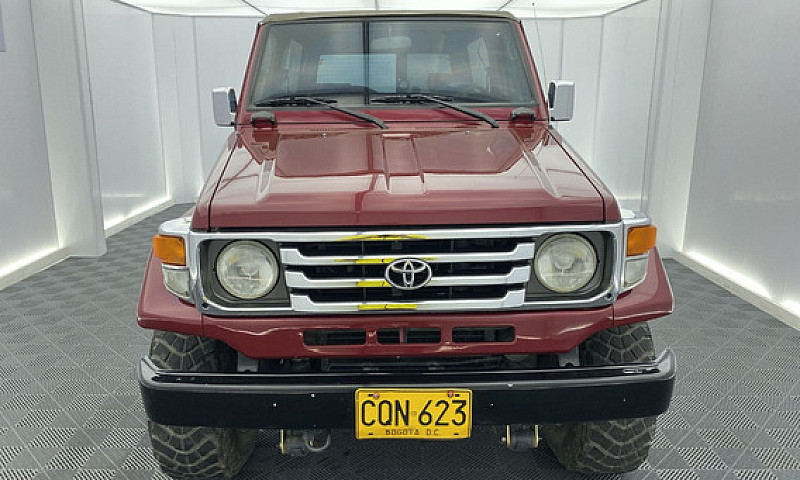 Toyota Land Cruiser ...