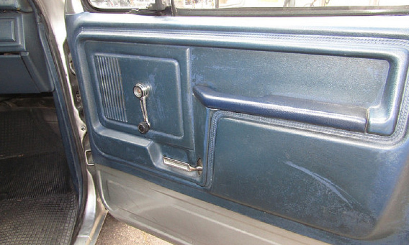 Ford F-150 5.2 Laria...