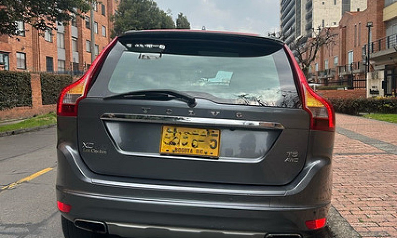 Volvo Xc60 2.0 T5 Aw...