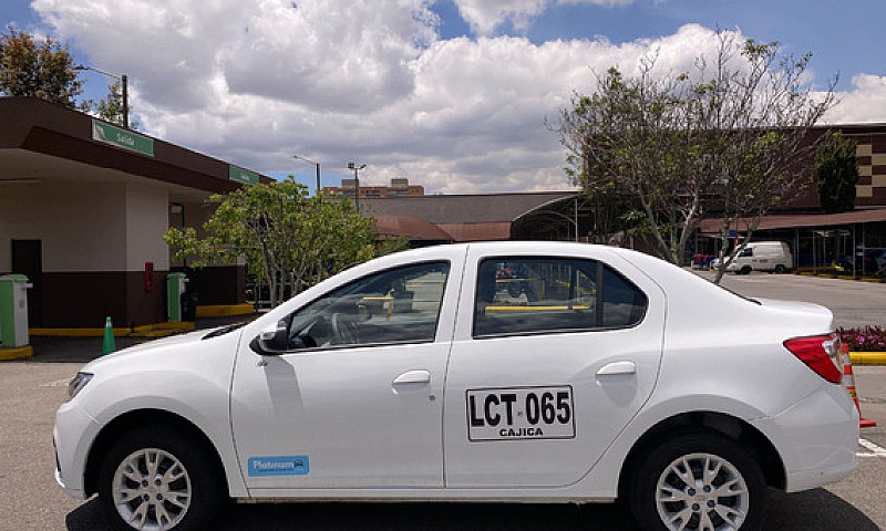 Renault Logan 1.6 Li...