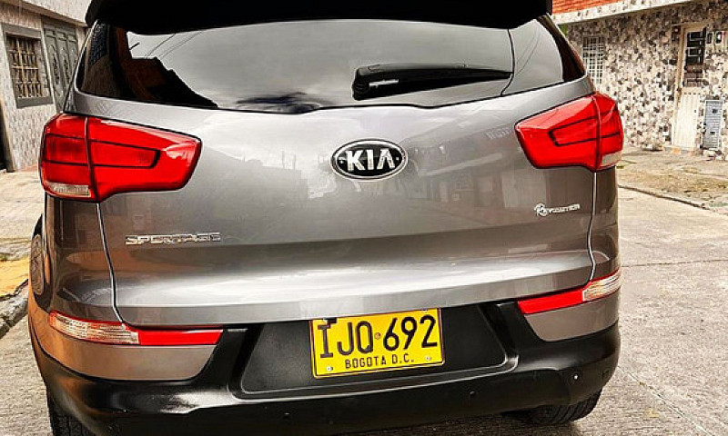 Kia Sportage 2.0 Rev...