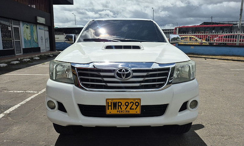 Toyota Hilux 3.0 At ...