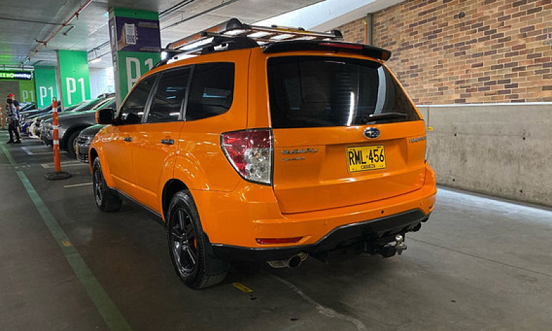 Subaru Forester 2.0 ...