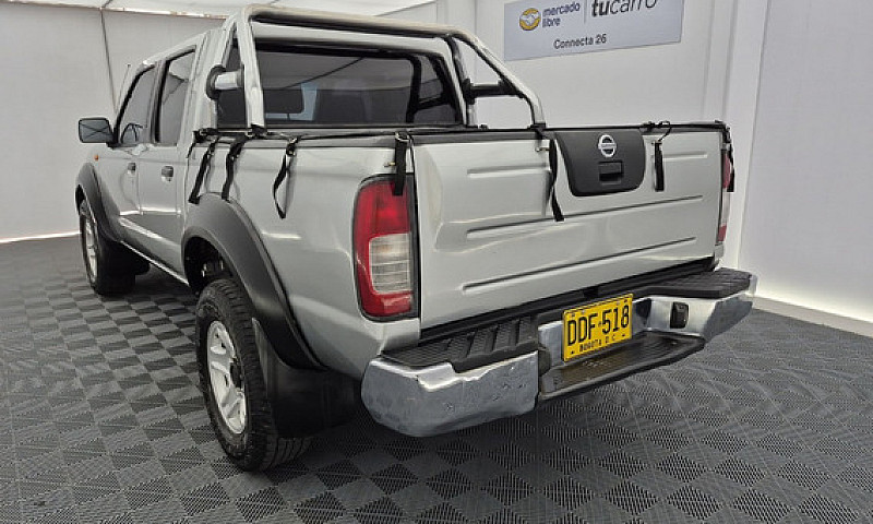 Nissan Frontier 2.4 ...