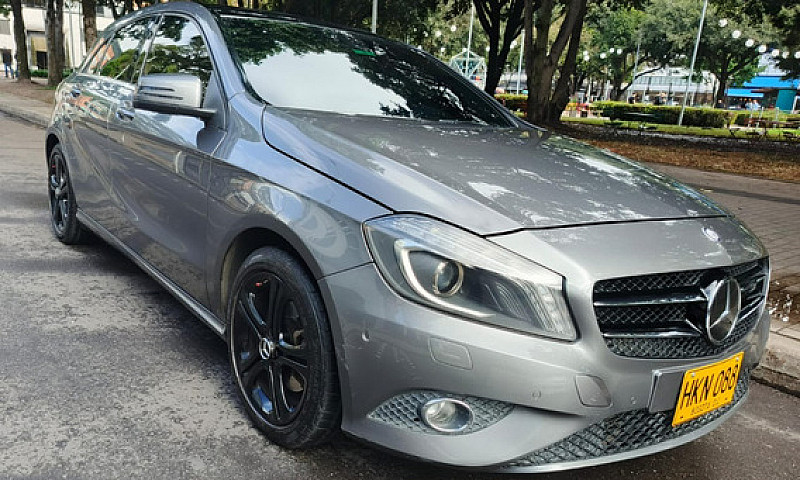 Mercedes-Benz Clase ...