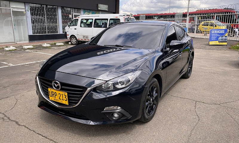 Mazda 3 2.0 Touring...
