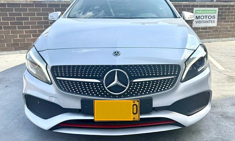 Mercedes-Benz Clase ...