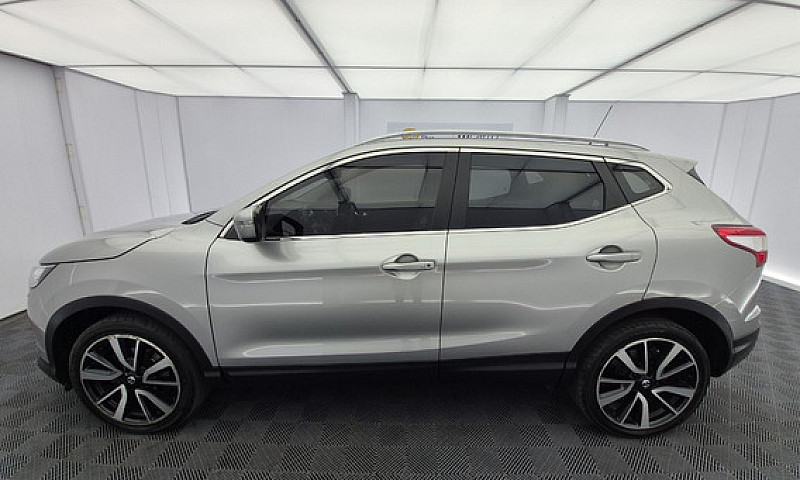 Nissan Qashqai 2.0 E...