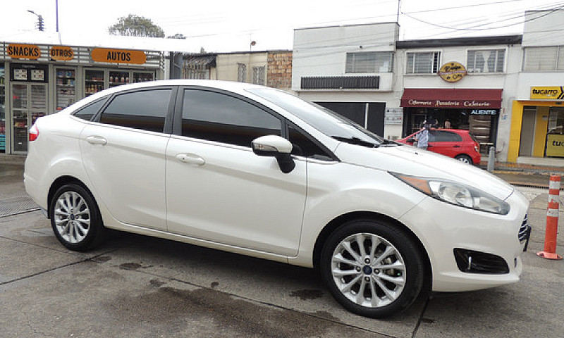 Ford Fiesta 1.6 Hatc...