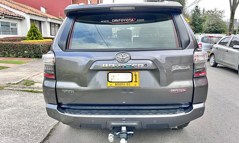 Toyota 4Runner 4.0 S...