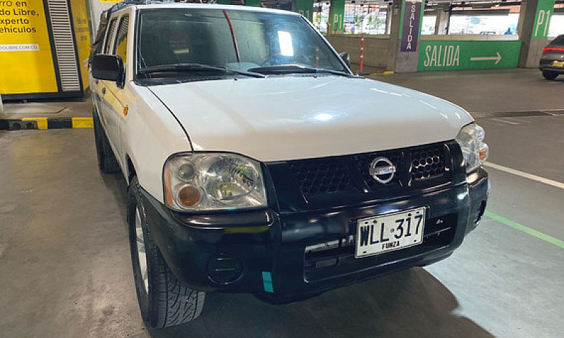Nissan Np300 Frontie...