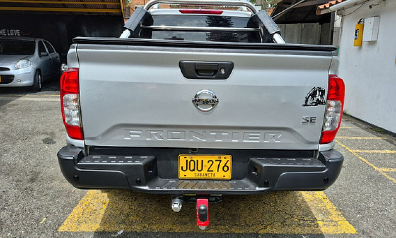 Nissan Frontier 2.5 ...