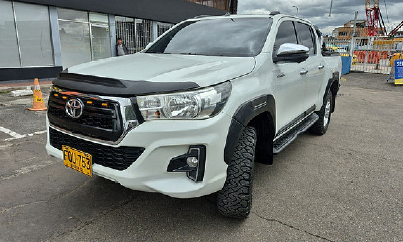 Toyota Hilux 2.8 At ...