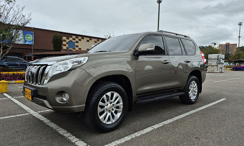 Toyota Prado 3.0 Tx-...