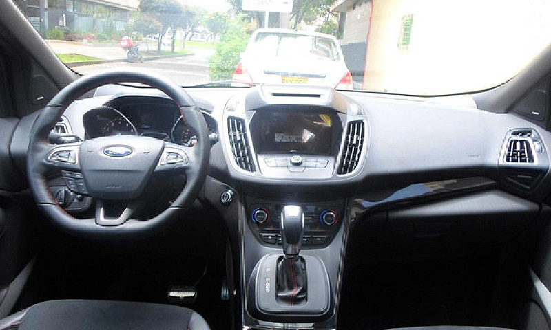 Ford Escape 2.0 St-L...