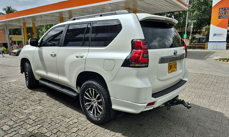 Toyota Prado 3.0 Tx-...
