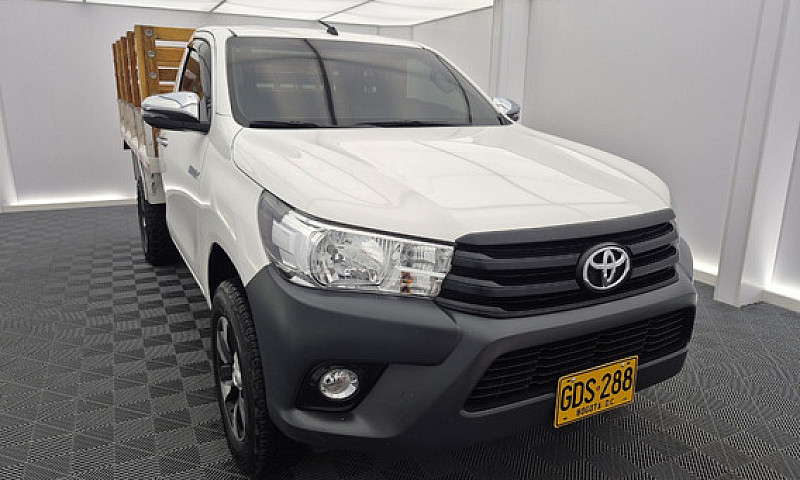 Toyota Hilux 2.7L Es...