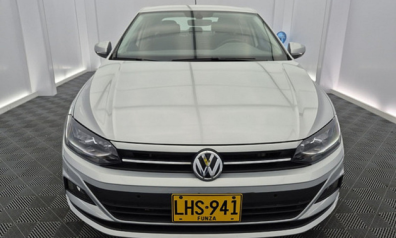 Volkswagen Virtus 1....