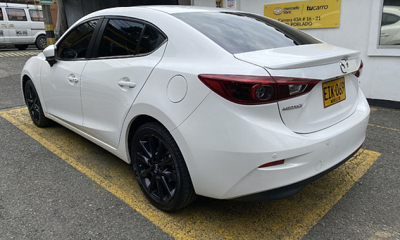 Mazda 3 2.0 Grand To...