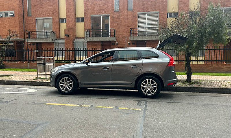 Volvo Xc60 2.0 T5 Aw...