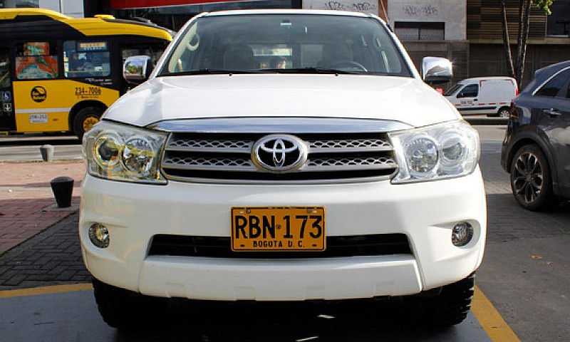 Toyota Fortuner 2.7 ...