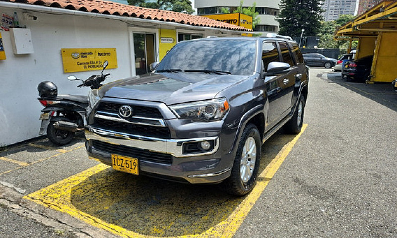 Toyota 4Runner 4.0 L...