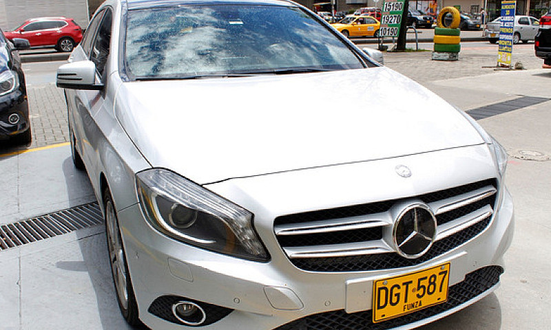 Mercedes Benz Clase ...