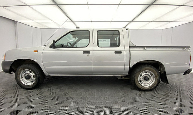 Nissan Frontier 2.4 ...