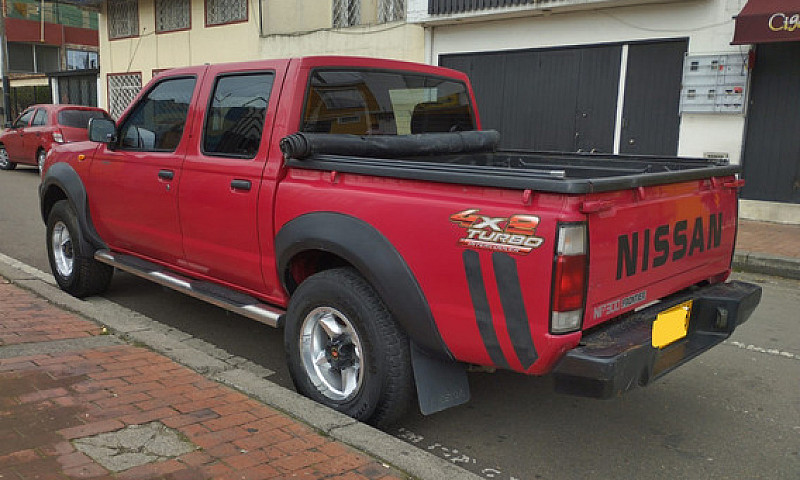 Nissan Np300 Frontie...