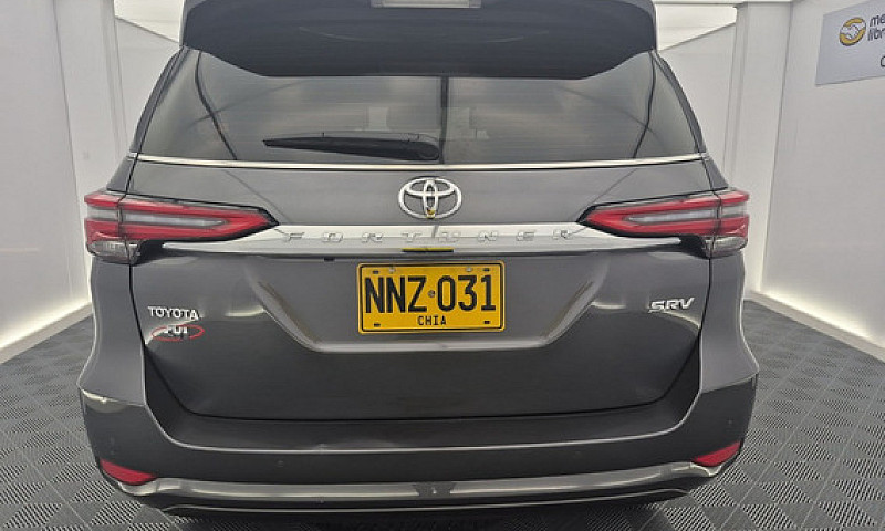 Toyota Fortuner 2.4 ...
