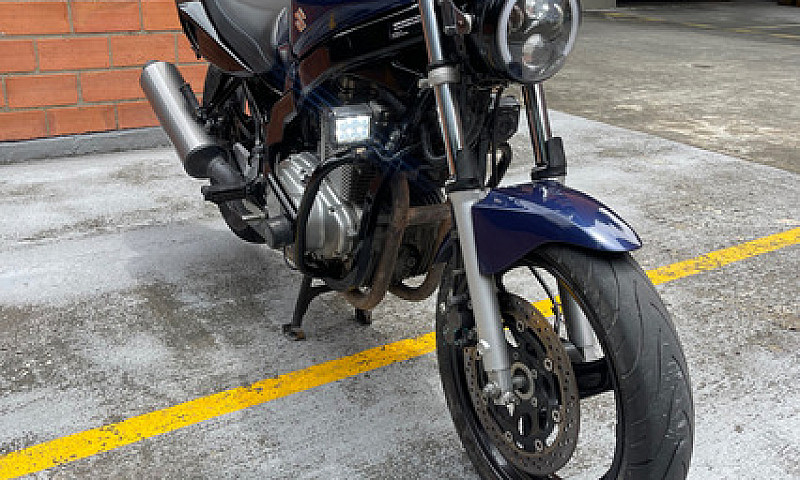 Suzuki G500 Excelent...