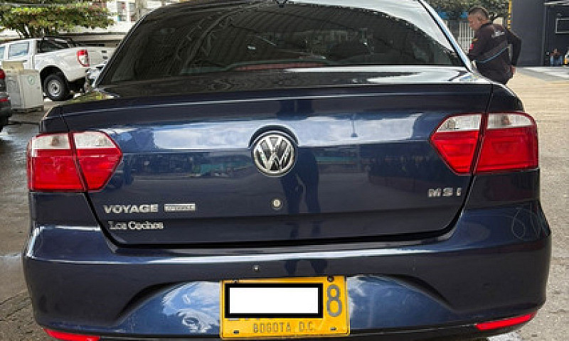 Volkswagen Voyage 1....